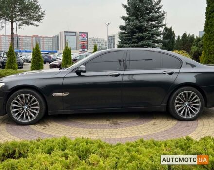 Сірий БМВ 740, об'ємом двигуна 3 л та пробігом 225 тис. км за 21300 $, фото 3 на Automoto.ua