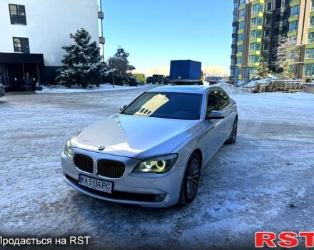 Сірий БМВ 740, об'ємом двигуна 3 л та пробігом 20000 тис. км за 16500 $, фото 1 на Automoto.ua