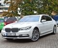 Белый БМВ 750, объемом двигателя 4.4 л и пробегом 62 тыс. км за 49900 $, фото 1 на Automoto.ua