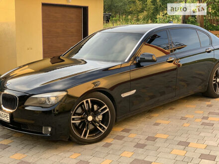 БМВ 750 2008 у Трускавце на Automoto.ua Чорний БМВ 750, об'ємом двигуна 4.4 л та пробігом 320 тис. км за 10700 $, фото 1 на Automoto.ua