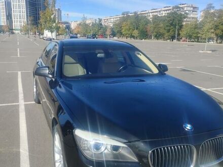 БМВ 750 2011 у Києві на Automoto.ua Чорний БМВ 750, об'ємом двигуна 4.4 л та пробігом 158 тис. км за 20500 $, фото 1 на Automoto.ua