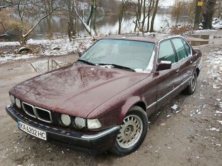 БМВ 750 1993 у Києві на Automoto.ua БМВ 750, об'ємом двигуна 0 л та пробігом 300 тис. км за 1900 $, фото 1 на Automoto.ua