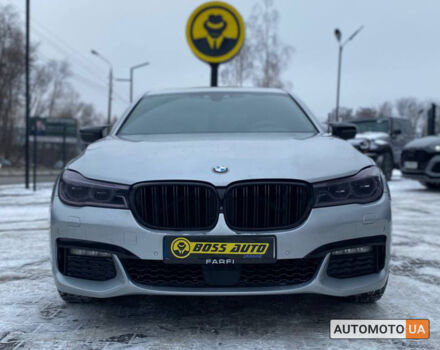 Сірий БМВ 750, об'ємом двигуна 4.4 л та пробігом 107 тис. км за 32000 $, фото 1 на Automoto.ua