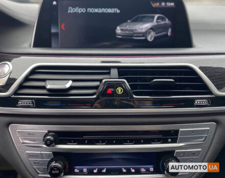 Сірий БМВ 750, об'ємом двигуна 4.4 л та пробігом 107 тис. км за 32000 $, фото 14 на Automoto.ua
