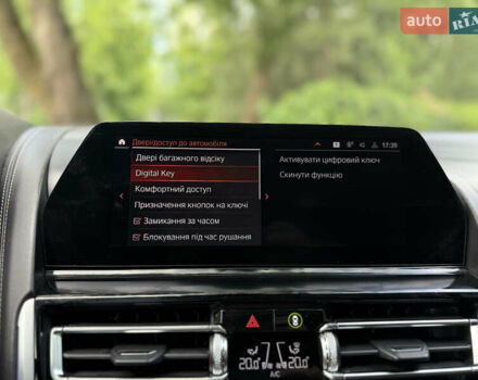 Білий БМВ 8 Серія, об'ємом двигуна 4.39 л та пробігом 93 тис. км за 54999 $, фото 76 на Automoto.ua