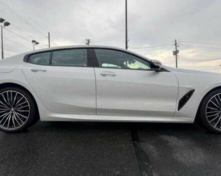 Белый БМВ 8 Серия, объемом двигателя 4.4 л и пробегом 13 тыс. км за 90000 $, фото 3 на Automoto.ua