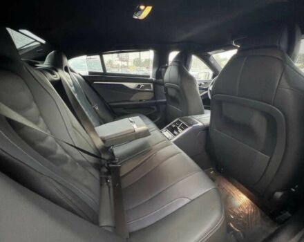 Белый БМВ 8 Серия, объемом двигателя 4.4 л и пробегом 13 тыс. км за 90000 $, фото 11 на Automoto.ua