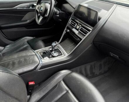 Белый БМВ 8 Серия, объемом двигателя 4.4 л и пробегом 17 тыс. км за 17000 $, фото 7 на Automoto.ua