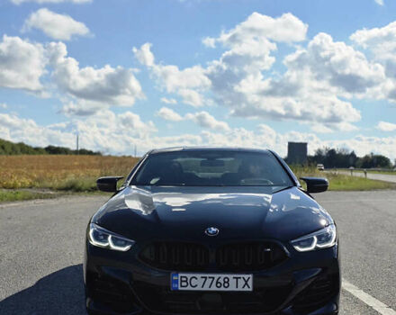 Черный БМВ 8 Серия, объемом двигателя 4.39 л и пробегом 8 тыс. км за 80000 $, фото 3 на Automoto.ua