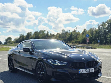 Черный БМВ 8 Серия, объемом двигателя 4.39 л и пробегом 8 тыс. км за 80000 $, фото 1 на Automoto.ua