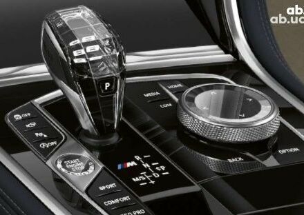 БМВ 8 Серия, объемом двигателя 4.4 л и пробегом 1 тыс. км за 102062 $, фото 4 на Automoto.ua