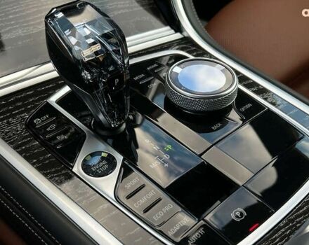 БМВ 8 Серия, объемом двигателя 3 л и пробегом 15 тыс. км за 143000 $, фото 21 на Automoto.ua