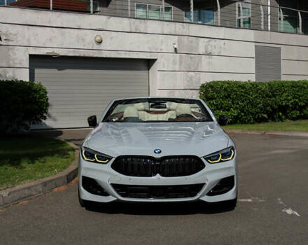 Серый БМВ 8 Серия, объемом двигателя 4.39 л и пробегом 37 тыс. км за 71000 $, фото 9 на Automoto.ua