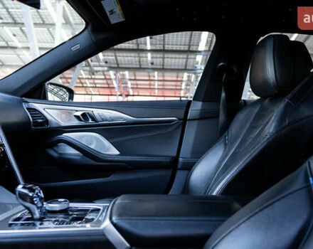 Серый БМВ 8 Серия, объемом двигателя 4.39 л и пробегом 77 тыс. км за 66000 $, фото 47 на Automoto.ua