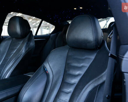 Серый БМВ 8 Серия, объемом двигателя 4.39 л и пробегом 77 тыс. км за 66000 $, фото 49 на Automoto.ua