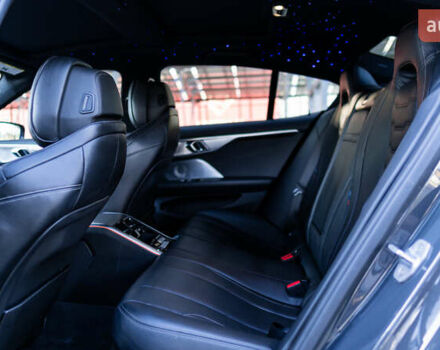 Серый БМВ 8 Серия, объемом двигателя 4.39 л и пробегом 77 тыс. км за 66000 $, фото 29 на Automoto.ua