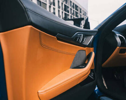 Синий БМВ 8 Серия, объемом двигателя 4.39 л и пробегом 54 тыс. км за 69899 $, фото 26 на Automoto.ua