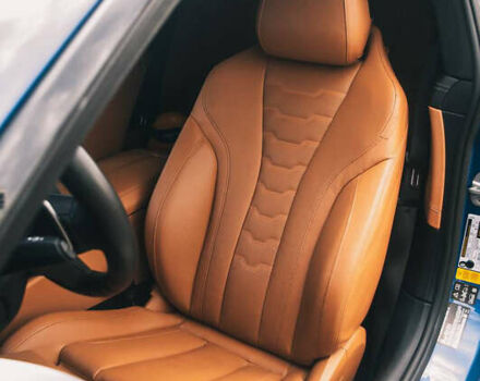 Синий БМВ 8 Серия, объемом двигателя 4.39 л и пробегом 54 тыс. км за 69899 $, фото 31 на Automoto.ua