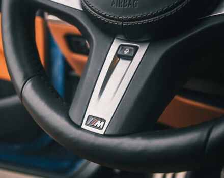 Синий БМВ 8 Серия, объемом двигателя 4.39 л и пробегом 54 тыс. км за 69899 $, фото 34 на Automoto.ua