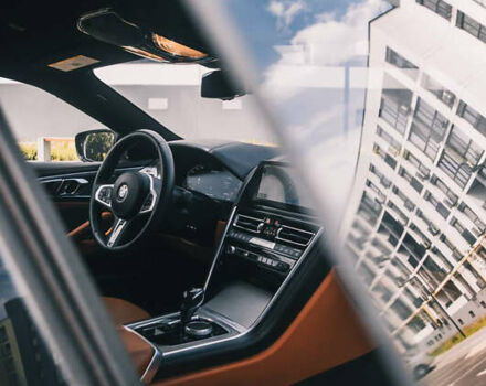 Синий БМВ 8 Серия, объемом двигателя 4.39 л и пробегом 54 тыс. км за 69899 $, фото 37 на Automoto.ua