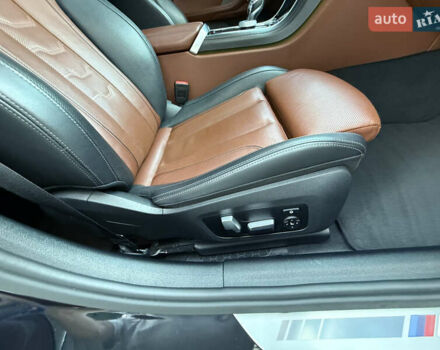 Синій БМВ 8 Серія, об'ємом двигуна 3 л та пробігом 46 тис. км за 65000 $, фото 71 на Automoto.ua