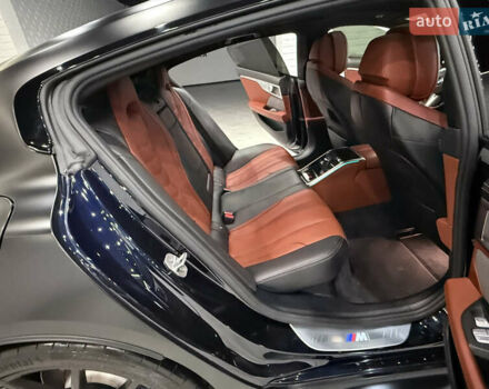 Синій БМВ 8 Серія, об'ємом двигуна 3 л та пробігом 46 тис. км за 65000 $, фото 59 на Automoto.ua