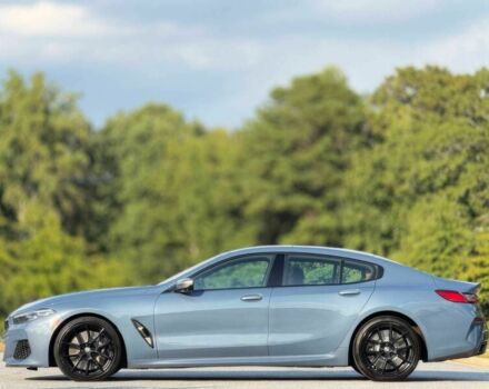 Синий БМВ 8 Серия, объемом двигателя 4.4 л и пробегом 10 тыс. км за 90000 $, фото 4 на Automoto.ua