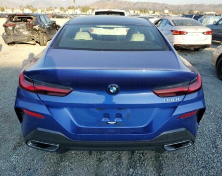 Синий БМВ 8 Серия, объемом двигателя 3 л и пробегом 17 тыс. км за 29000 $, фото 5 на Automoto.ua