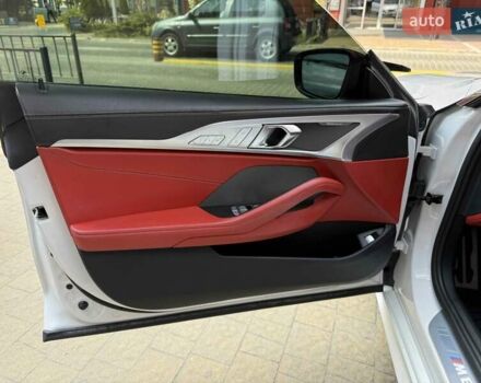 Белый БМВ 8 Series Gran Coupe, объемом двигателя 4.4 л и пробегом 48 тыс. км за 66900 $, фото 17 на Automoto.ua