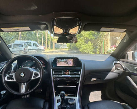 Белый БМВ 8 Series Gran Coupe, объемом двигателя 4.39 л и пробегом 91 тыс. км за 60000 $, фото 11 на Automoto.ua