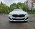 Белый БМВ 8 Series Gran Coupe, объемом двигателя 4.4 л и пробегом 107 тыс. км за 63599 $, фото 1 на Automoto.ua