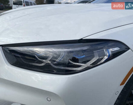 Белый БМВ 8 Series Gran Coupe, объемом двигателя 4.39 л и пробегом 16 тыс. км за 73000 $, фото 4 на Automoto.ua