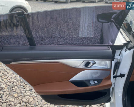 Белый БМВ 8 Series Gran Coupe, объемом двигателя 4.39 л и пробегом 16 тыс. км за 73000 $, фото 30 на Automoto.ua