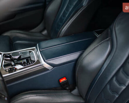 Чорний БМВ 8 Series Gran Coupe, об'ємом двигуна 4.4 л та пробігом 21 тис. км за 79000 $, фото 74 на Automoto.ua