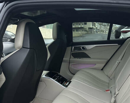 БМВ 8 Series Gran Coupe, об'ємом двигуна 4.4 л та пробігом 97 тис. км за 65000 $, фото 5 на Automoto.ua