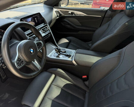 Серый БМВ 8 Series Gran Coupe, объемом двигателя 4.39 л и пробегом 81 тыс. км за 64500 $, фото 4 на Automoto.ua