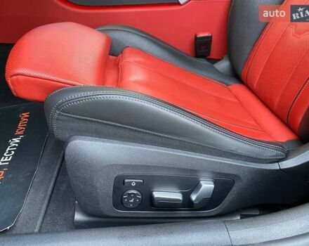 Синий БМВ 8 Series Gran Coupe, объемом двигателя 3 л и пробегом 20 тыс. км за 77000 $, фото 22 на Automoto.ua