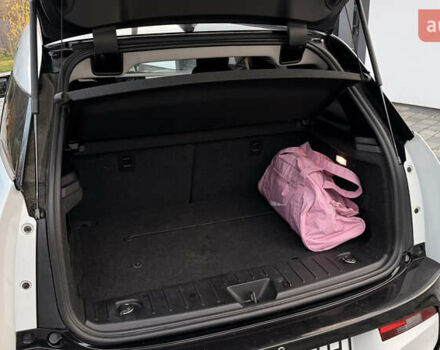 Белый БМВ И3, объемом двигателя 0.65 л и пробегом 149 тыс. км за 13500 $, фото 7 на Automoto.ua