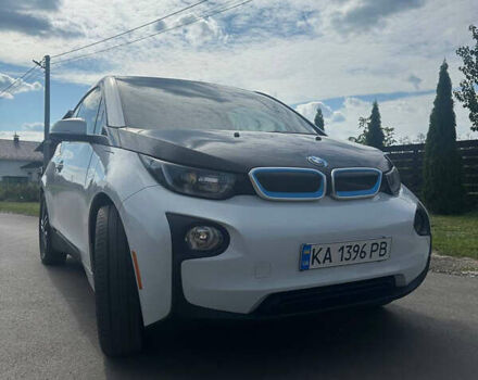 Белый БМВ И3, объемом двигателя 0.65 л и пробегом 142 тыс. км за 10500 $, фото 2 на Automoto.ua
