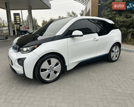 Белый БМВ И3, объемом двигателя 0 л и пробегом 190 тыс. км за 10500 $, фото 4 на Automoto.ua