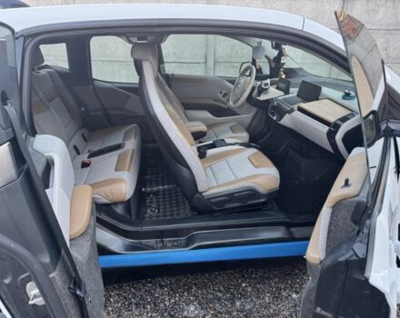 Белый БМВ И3, объемом двигателя 0 л и пробегом 110 тыс. км за 9300 $, фото 2 на Automoto.ua