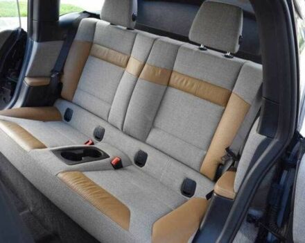 Белый БМВ И3, объемом двигателя 0.7 л и пробегом 53 тыс. км за 2700 $, фото 10 на Automoto.ua