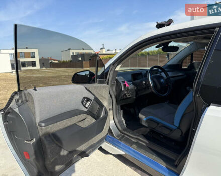 Белый БМВ И3, объемом двигателя 0 л и пробегом 166 тыс. км за 8900 $, фото 2 на Automoto.ua