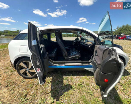 Белый БМВ И3, объемом двигателя 0 л и пробегом 160 тыс. км за 8700 $, фото 8 на Automoto.ua