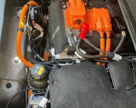 Белый БМВ И3, объемом двигателя 0 л и пробегом 104 тыс. км за 11500 $, фото 5 на Automoto.ua