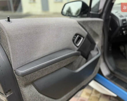 Белый БМВ И3, объемом двигателя 0 л и пробегом 90 тыс. км за 9900 $, фото 10 на Automoto.ua