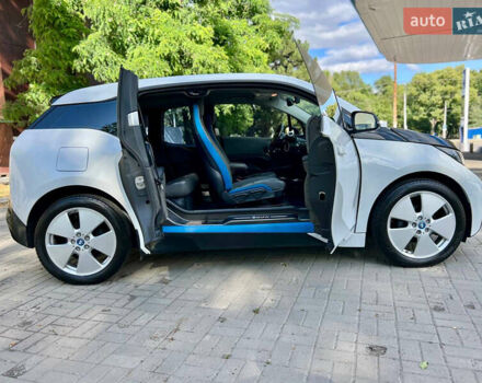 Белый БМВ И3, объемом двигателя 0 л и пробегом 90 тыс. км за 9950 $, фото 29 на Automoto.ua