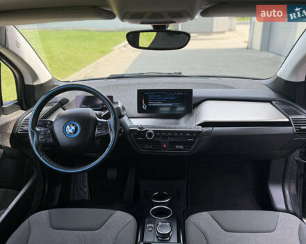 Белый БМВ И3, объемом двигателя 0 л и пробегом 106 тыс. км за 8200 $, фото 6 на Automoto.ua