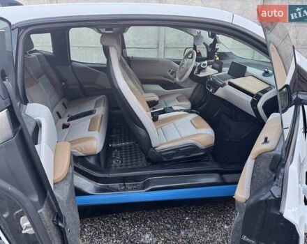 Белый БМВ И3, объемом двигателя 0 л и пробегом 110 тыс. км за 9500 $, фото 10 на Automoto.ua