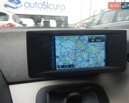 Белый БМВ И3, объемом двигателя 0.65 л и пробегом 59 тыс. км за 18887 $, фото 9 на Automoto.ua